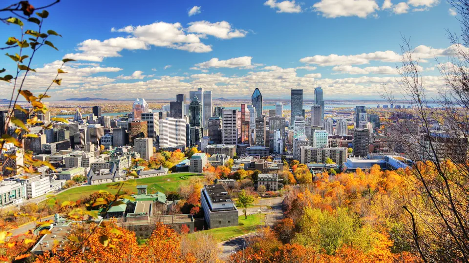 Cheap flight to Montréal (YUL)