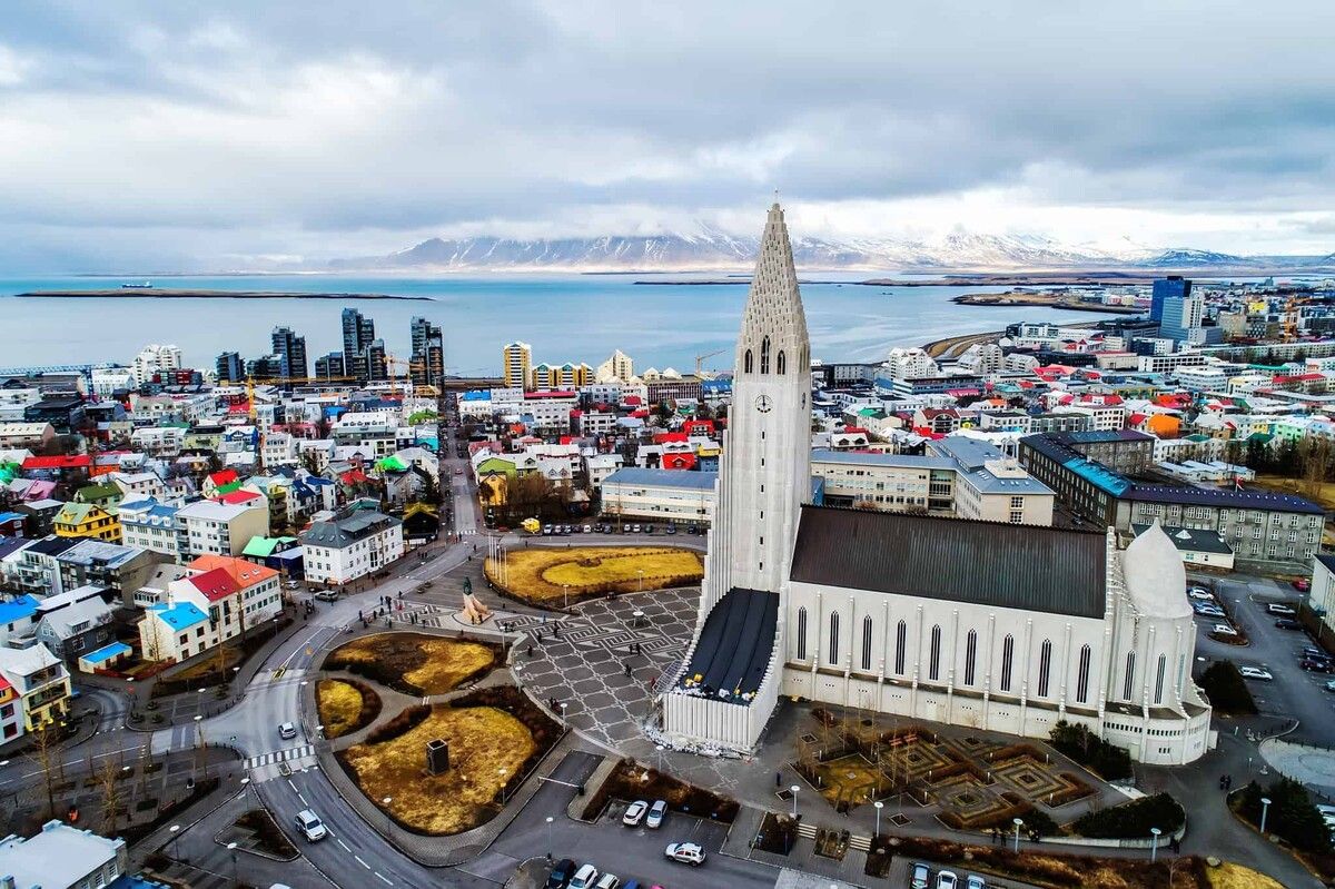 Reykjavík (KEF)