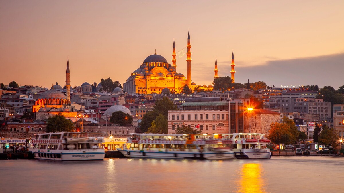 Cheap flight to Istanbul (IST)