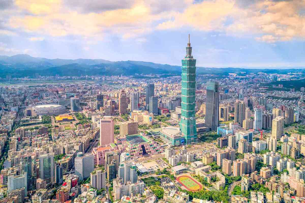 Cheap flight to Taipei (TPE)